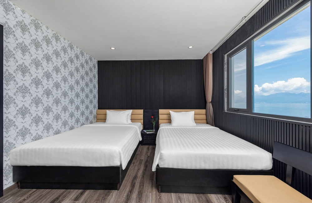 Ocean Star Hotel Danang Bay 12/85