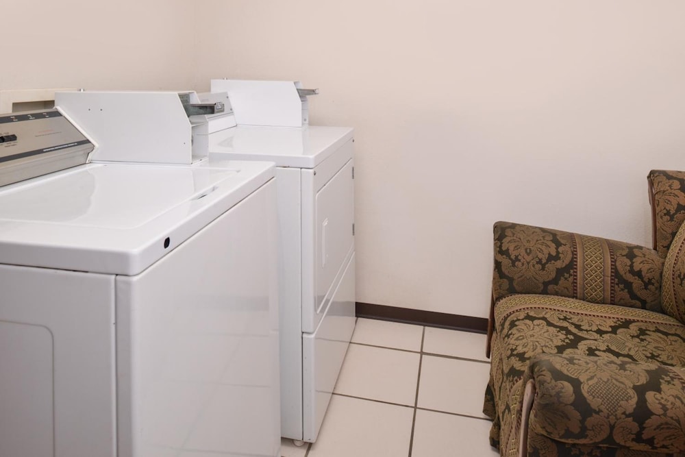 Americas Best Value Inn Clearwater 7/29