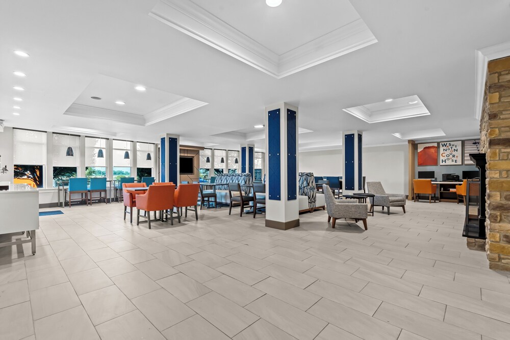 Holiday Inn Express Washington Court House 40/55
