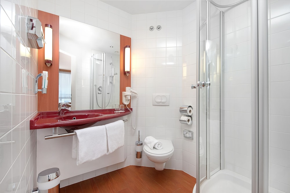 Star Inn Hotel Salzburg Airport Messe By Comfort 10/46