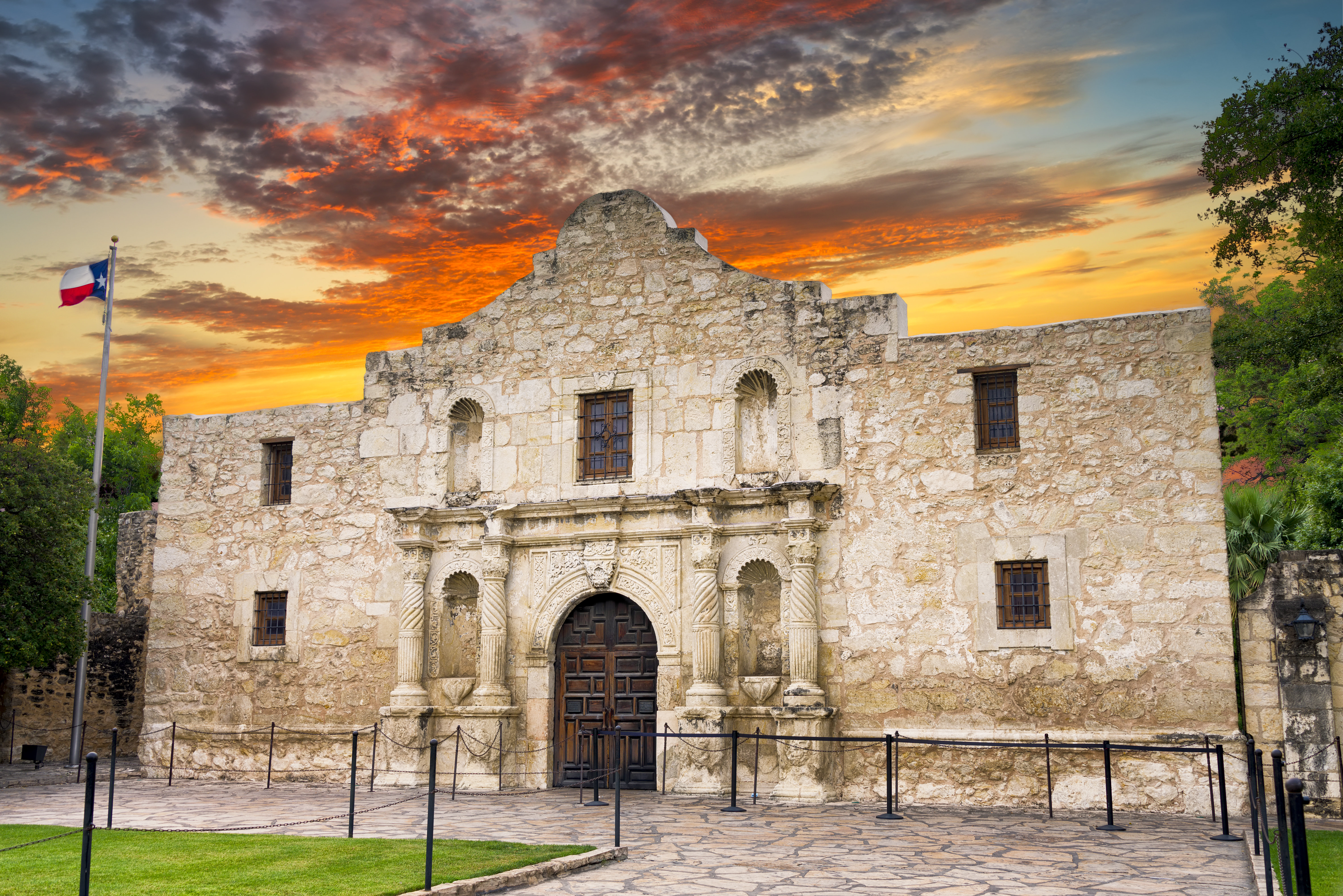 Holiday Inn Express San Antonio N-Riverwalk Area 7/49