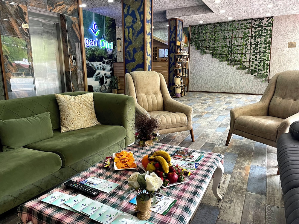 Pugari Otel 25/40