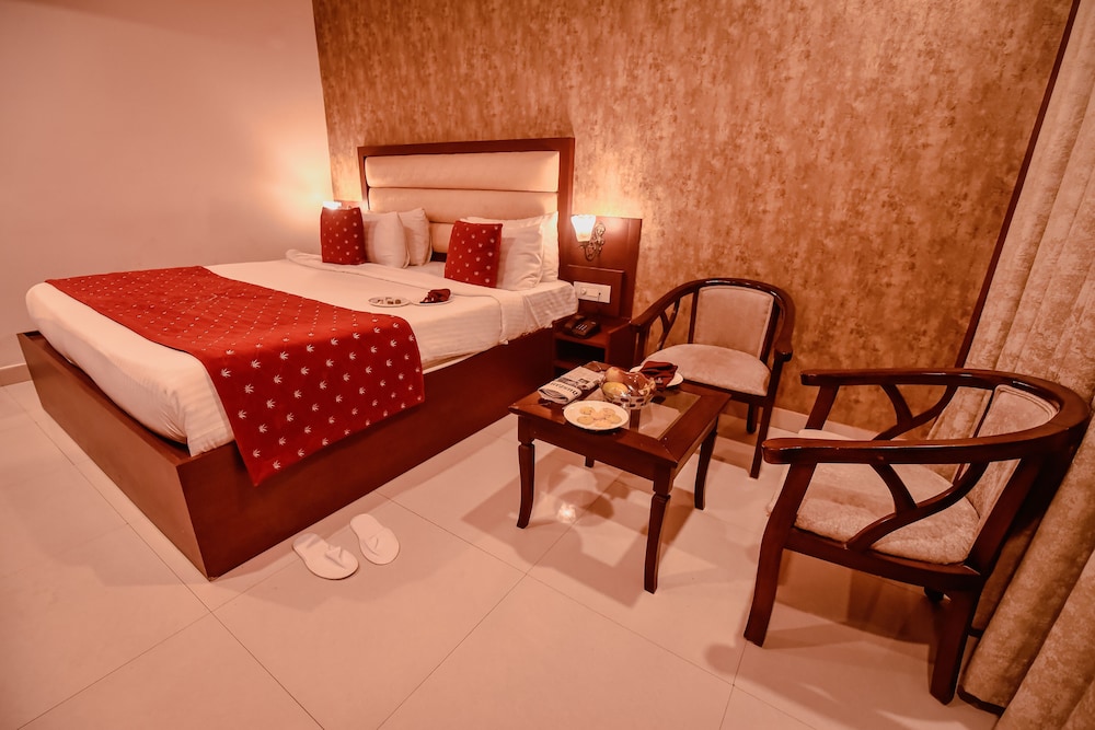 Konark Grand Hotel 15/50