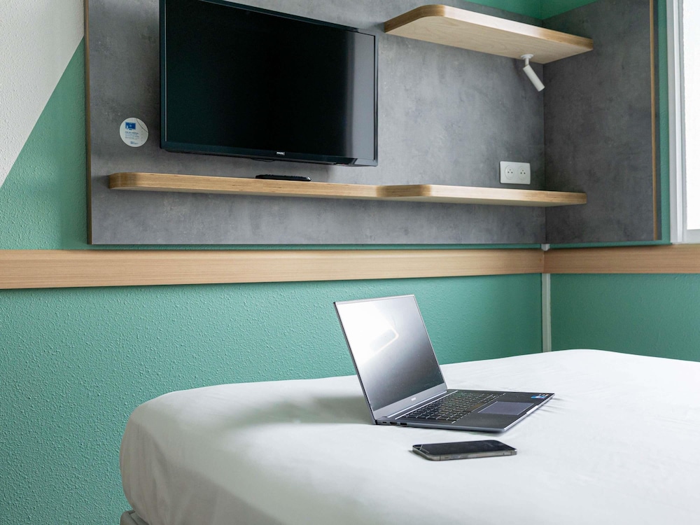 IBIS BUDGET TOULOUSE AEROPORT 60/67