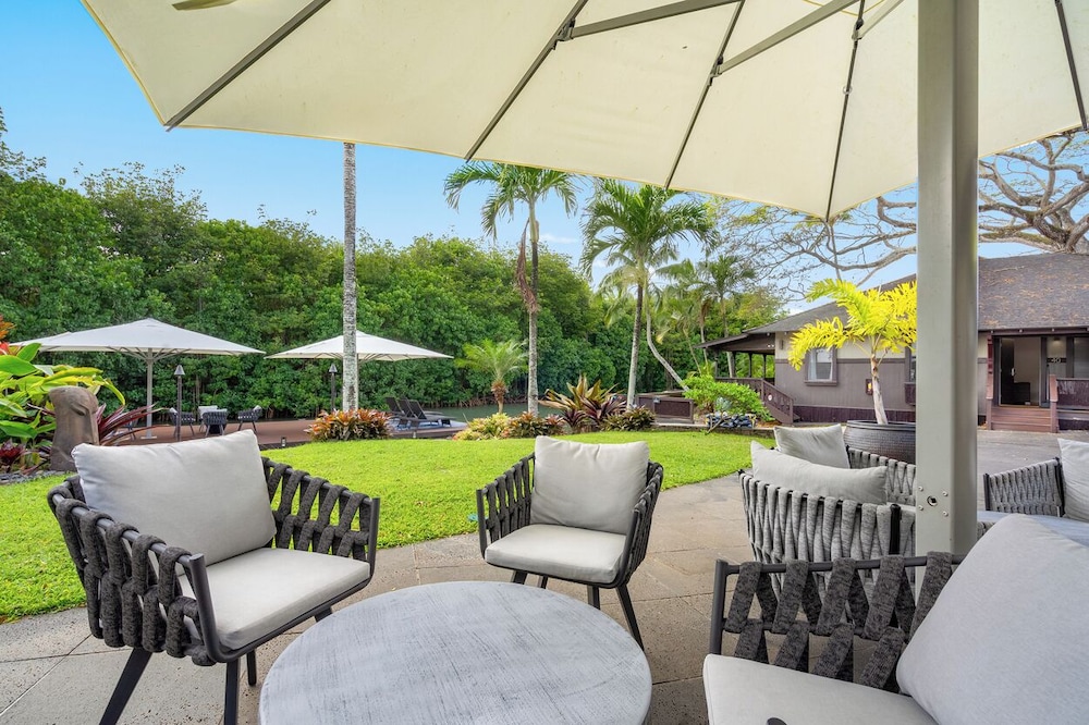 Paradise Bay Resort 54/74