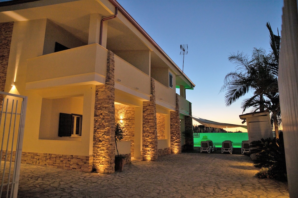 VILLA PAGLIANITI 4/58
