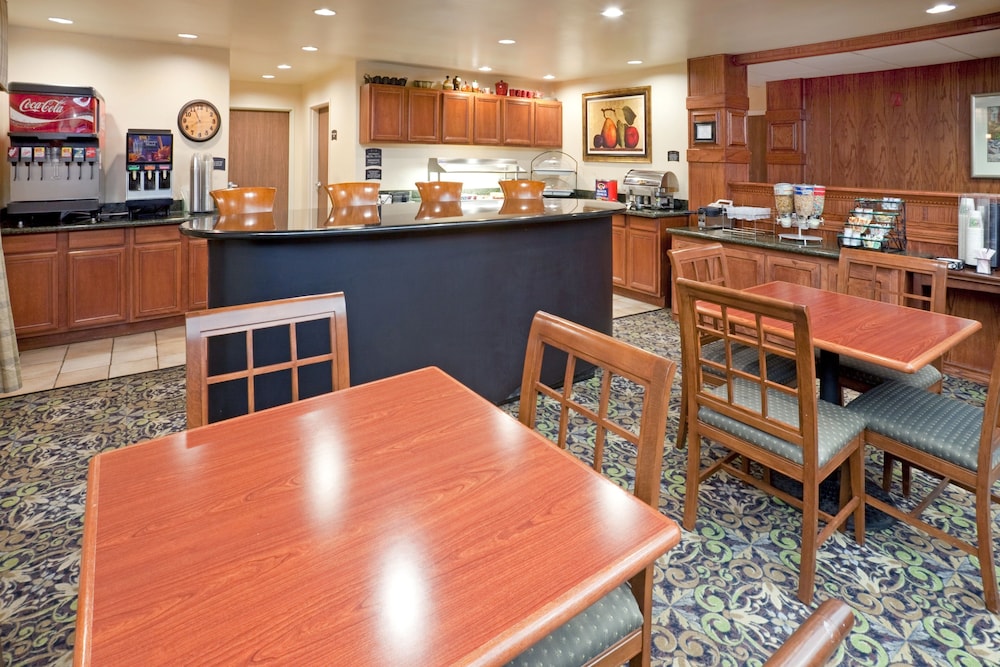 Staybridge Suites Lubbock 50/60