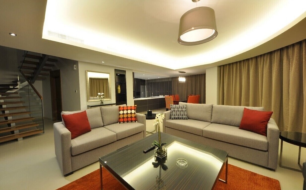 Majestic Arjaan By Rotana 27/57