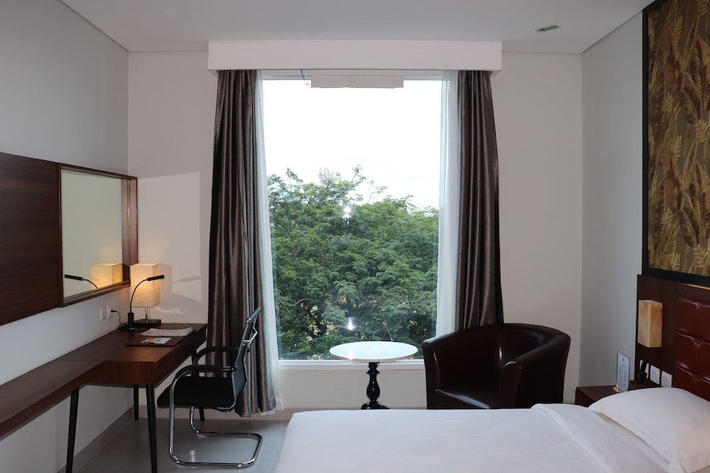 Pakons Prime Hotel 40/60