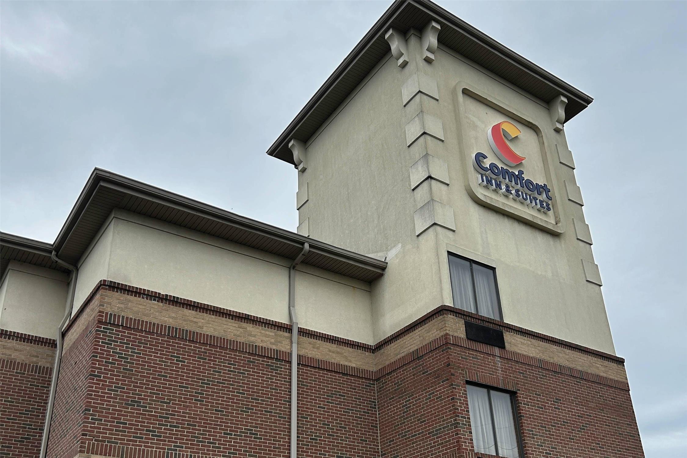 Comfort Inn And Suites West Chester 4/41