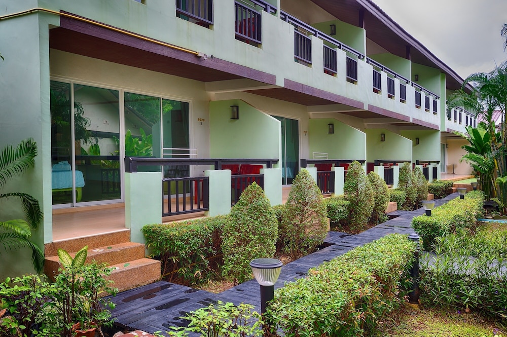 Phuket Island View Resort 6/76
