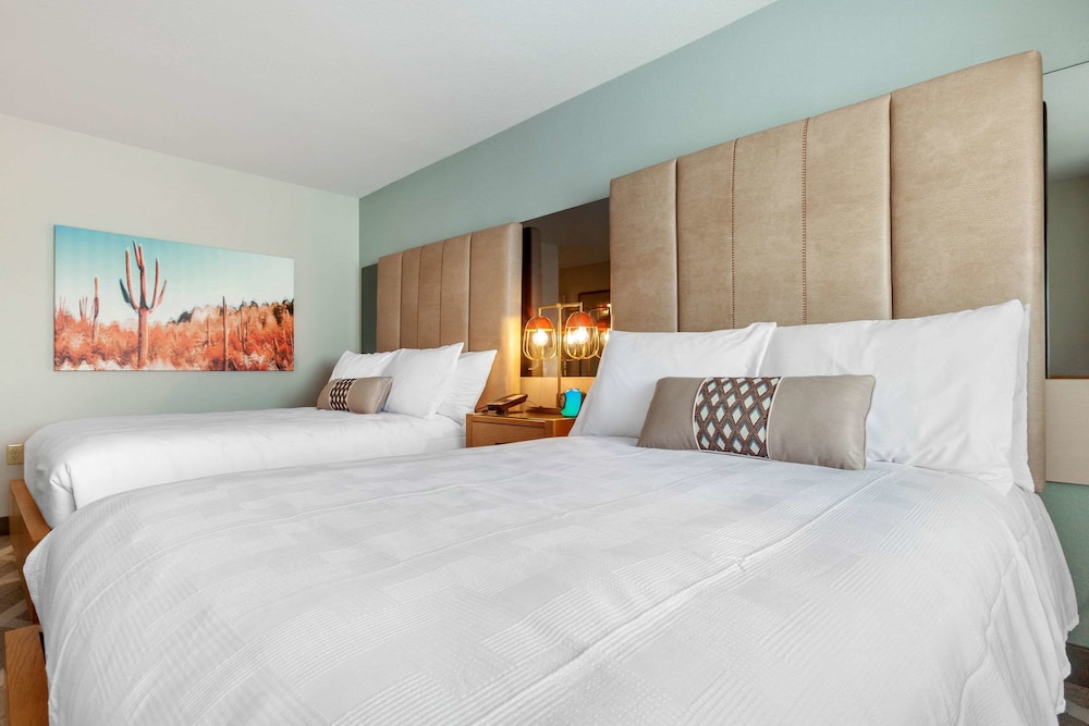 La Quinta Inn & Suites by Wyndham Tempe University / Phoenix 19/60