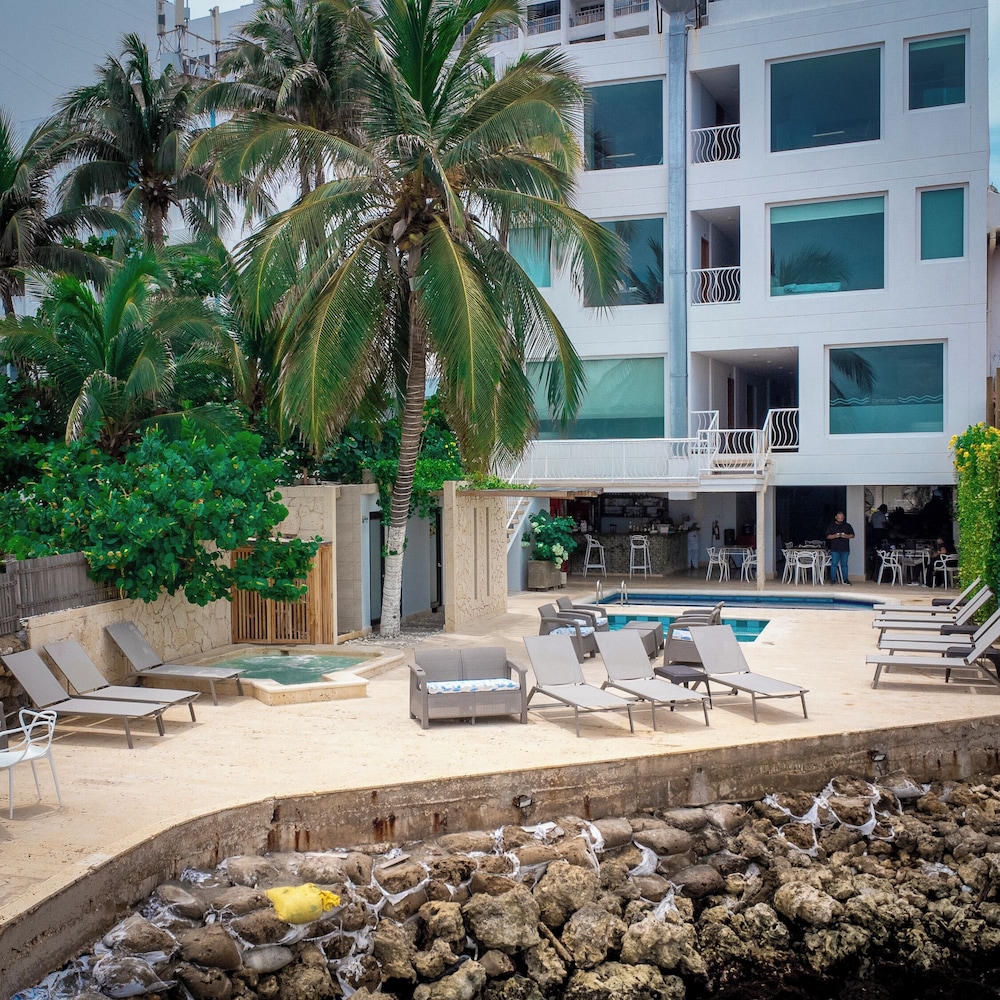 Hotel Caribbean Cartagena 24/27