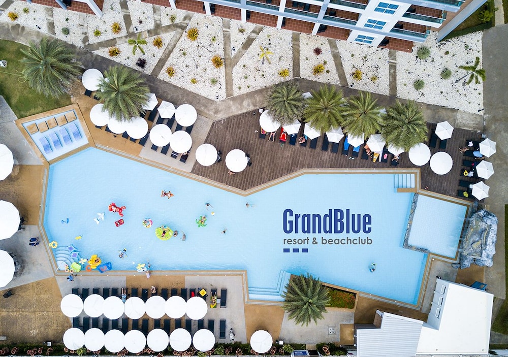 Grandblue Resort 4/70