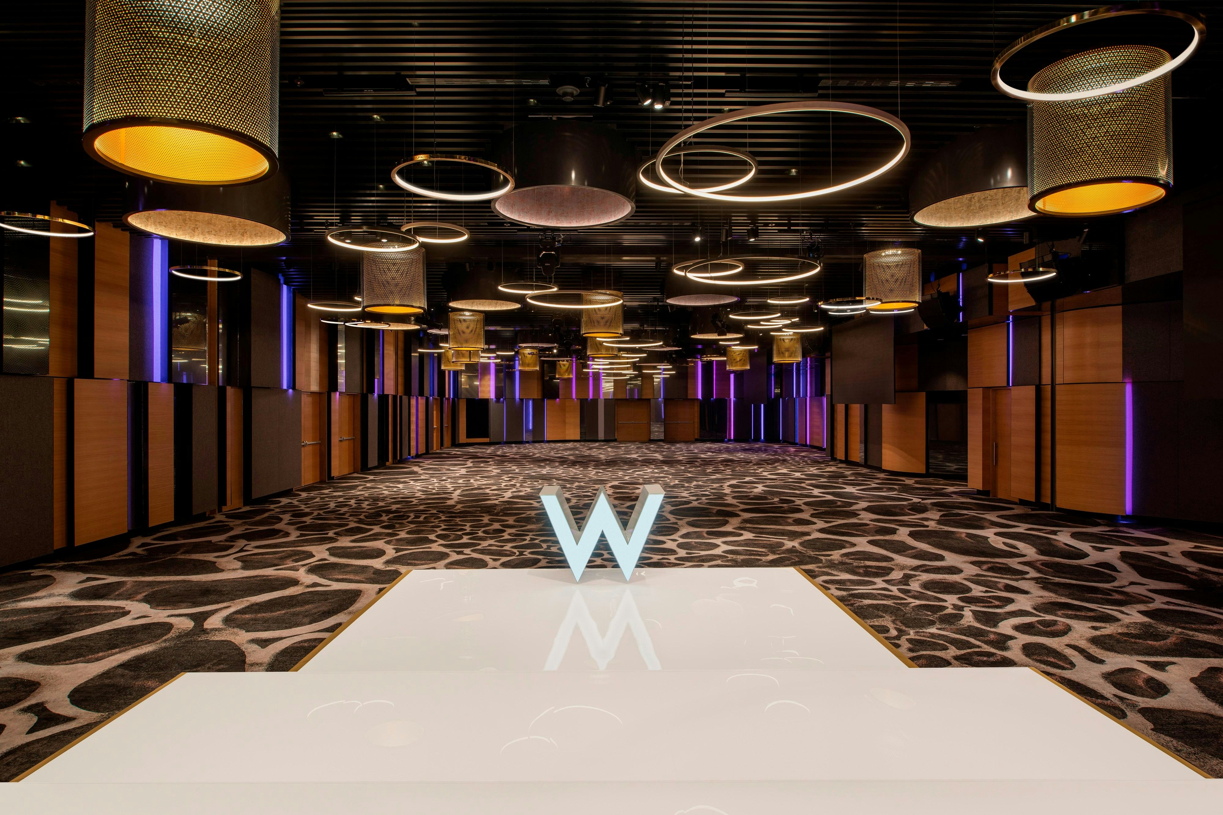 W Brisbane 21/32