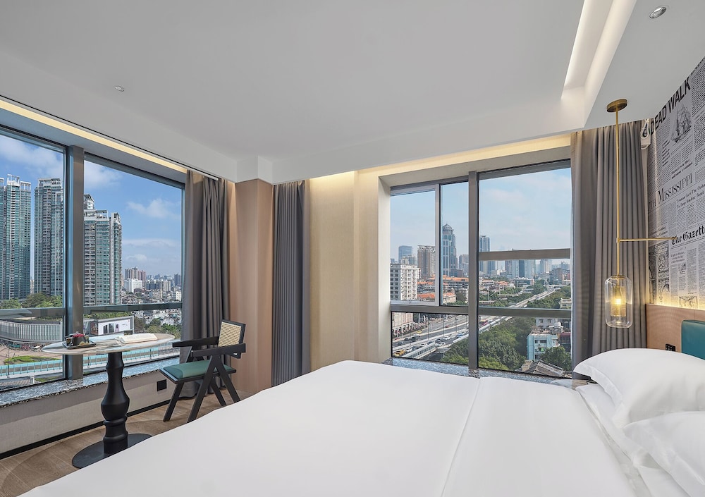 Lan Wan International Hotel 9/50