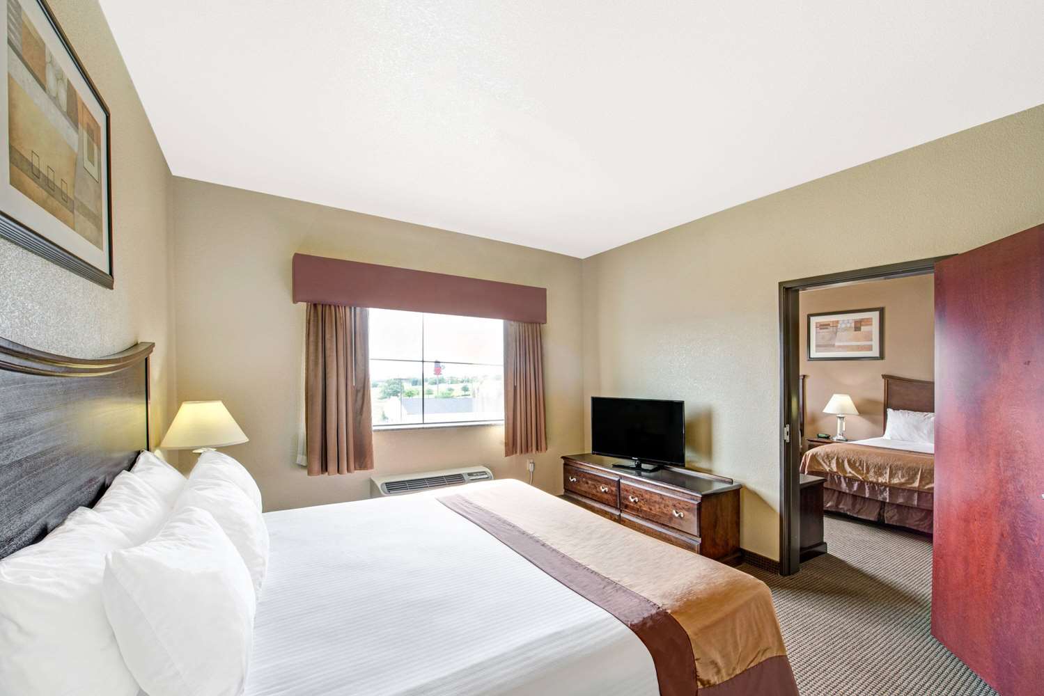 Best Western Decatur Inn 8/24