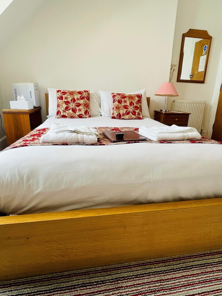 City, Double Bed