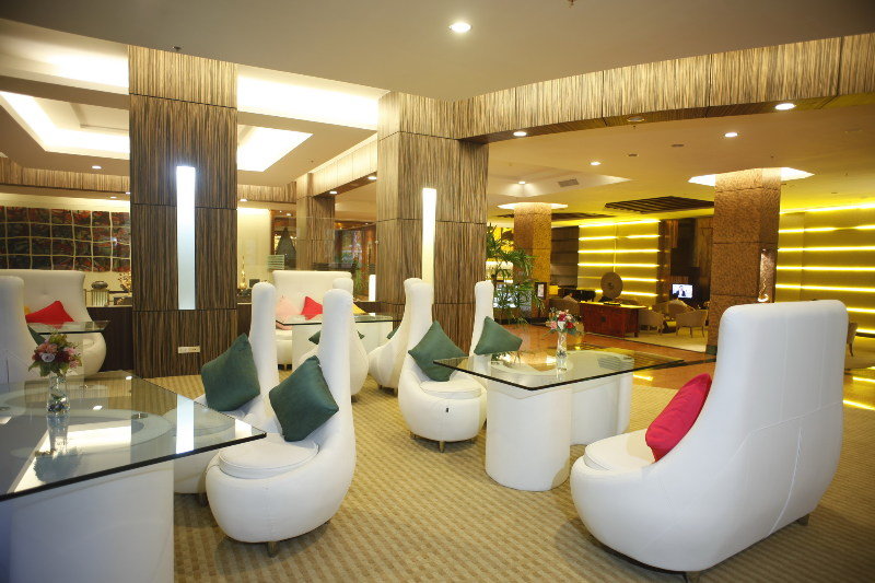 Furama Chiang Mai Hotel 33/38