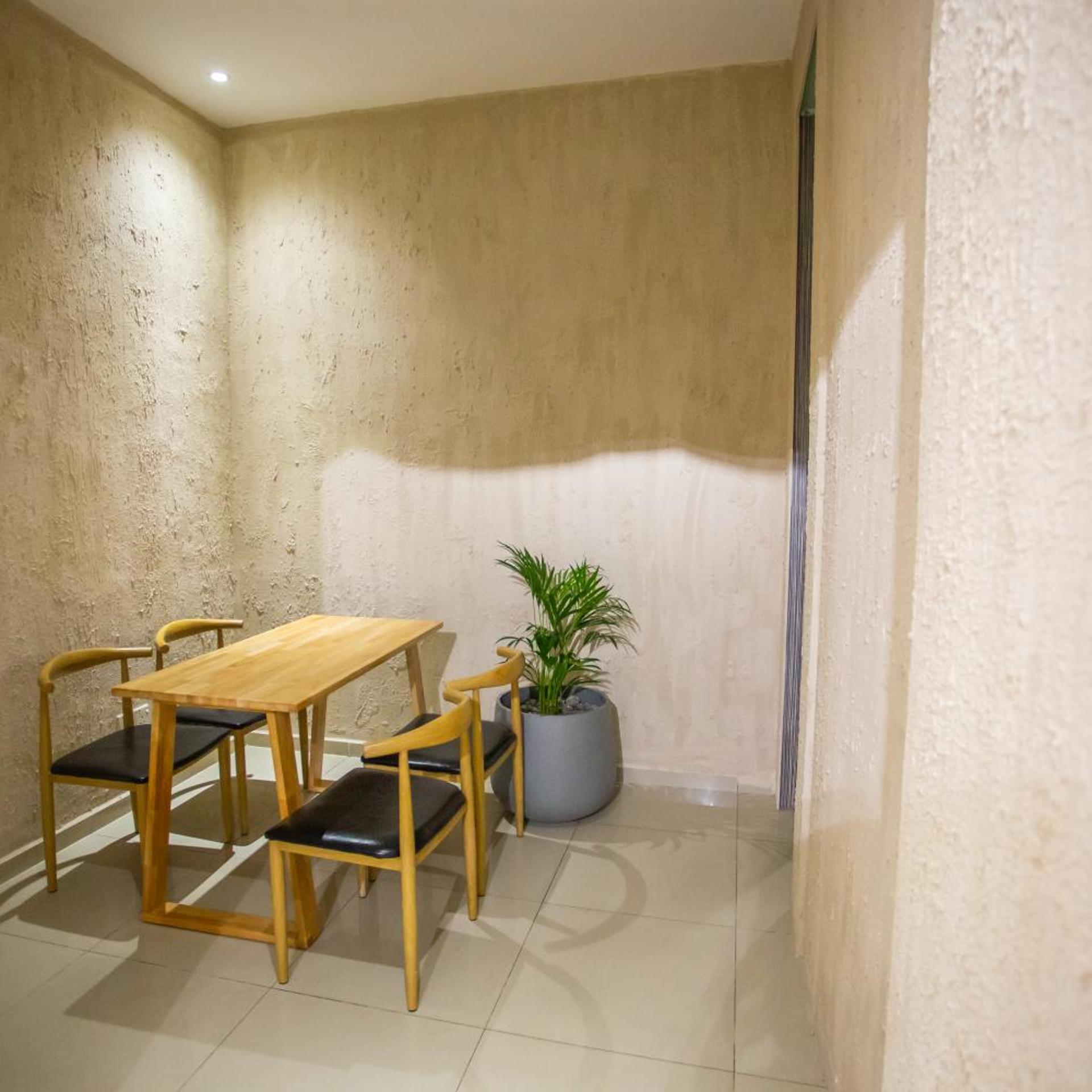 OYO 90028 Ragula Hotel 11/45