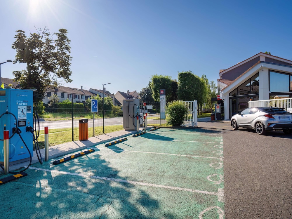Ibis Cergy Pontoise Le Port 64/67