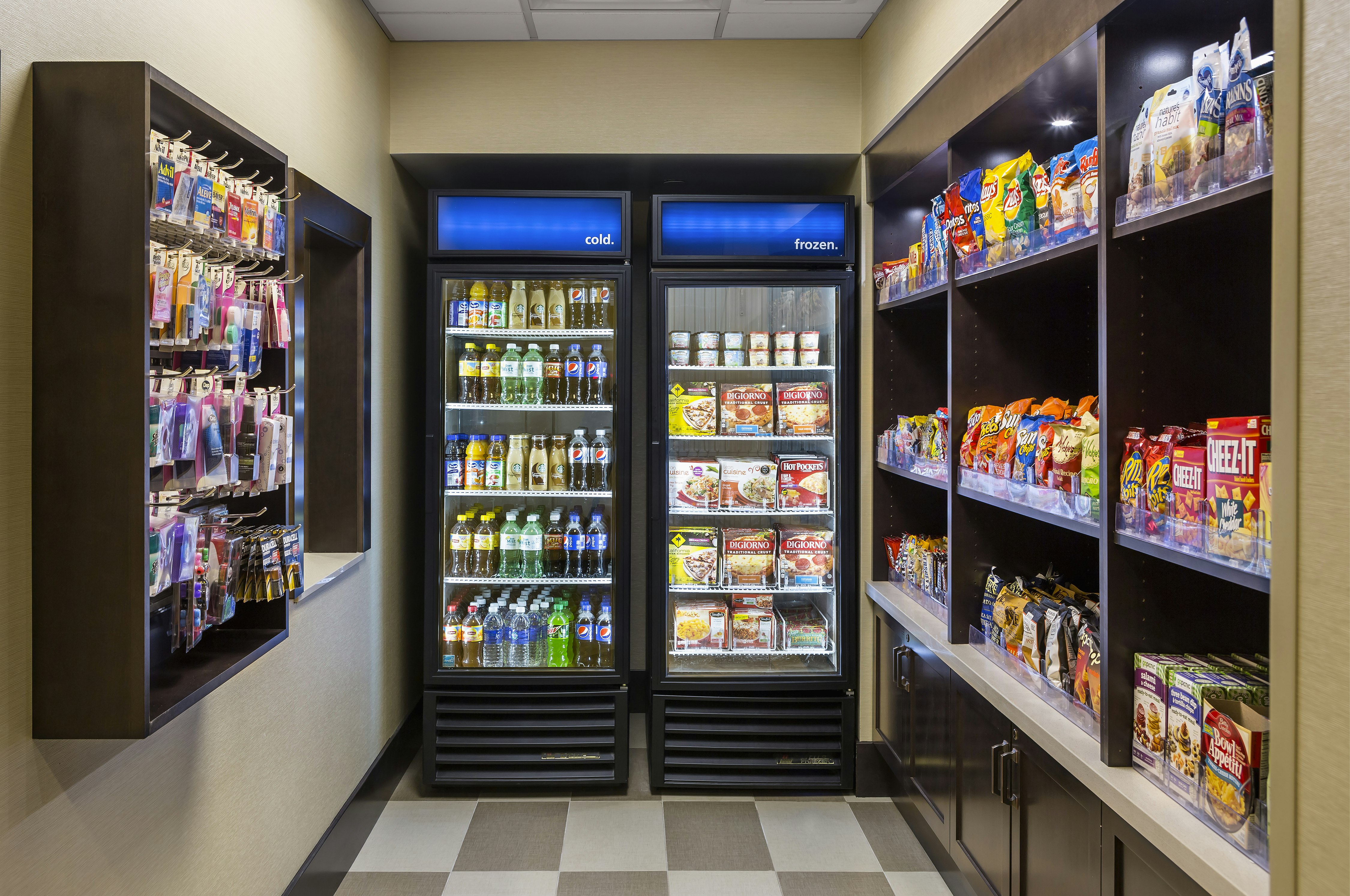 Hampton Inn & Suites Philadelphia Montgomeryville 16/37