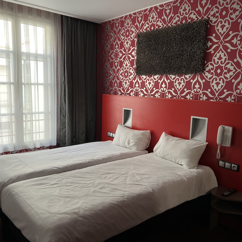 Le Grand Hôtel de Valenciennes 14/71