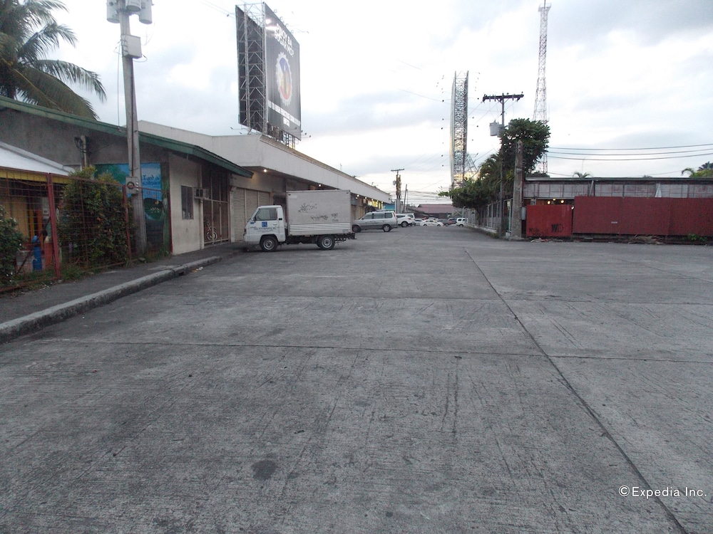 MO2 Westown Hotel Bacolod - Mandalagan 43/50