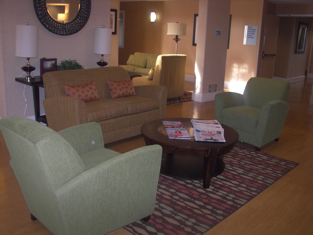 Holiday Inn Express Stockton Southeast 43/61