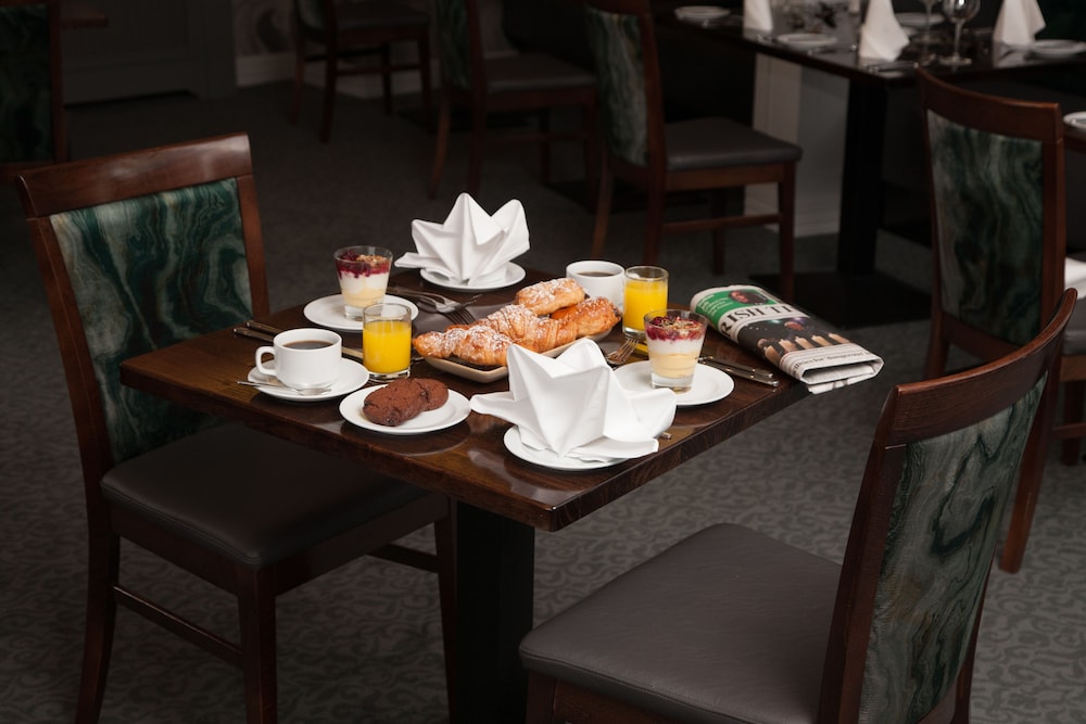 Longcourt Hotel 41/46