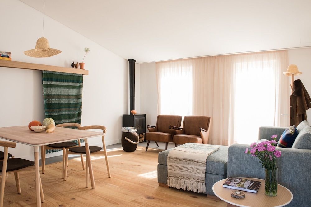 Craveiral Farmhouse by Belong Staying & Feeling 19/38