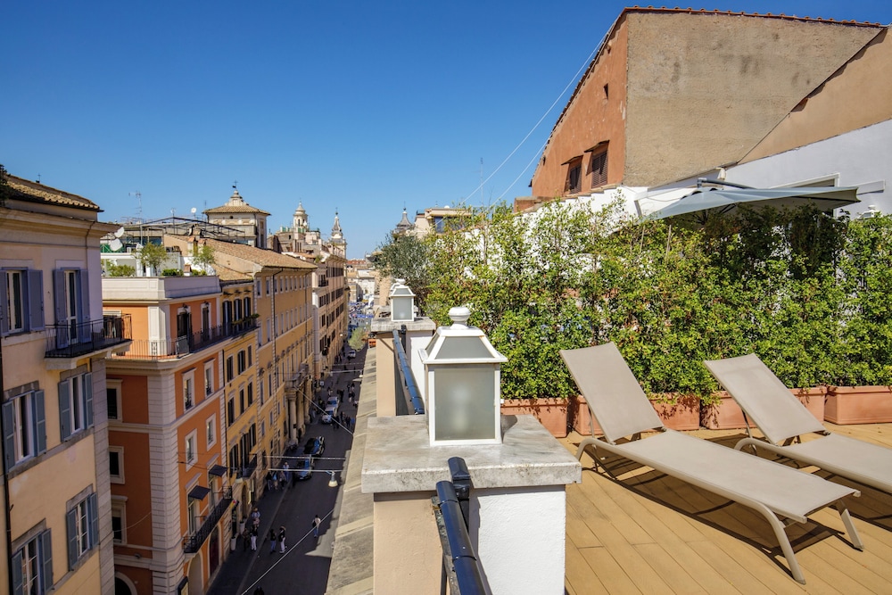 Flaneur - Rooms & Suites by Visconti 38/50