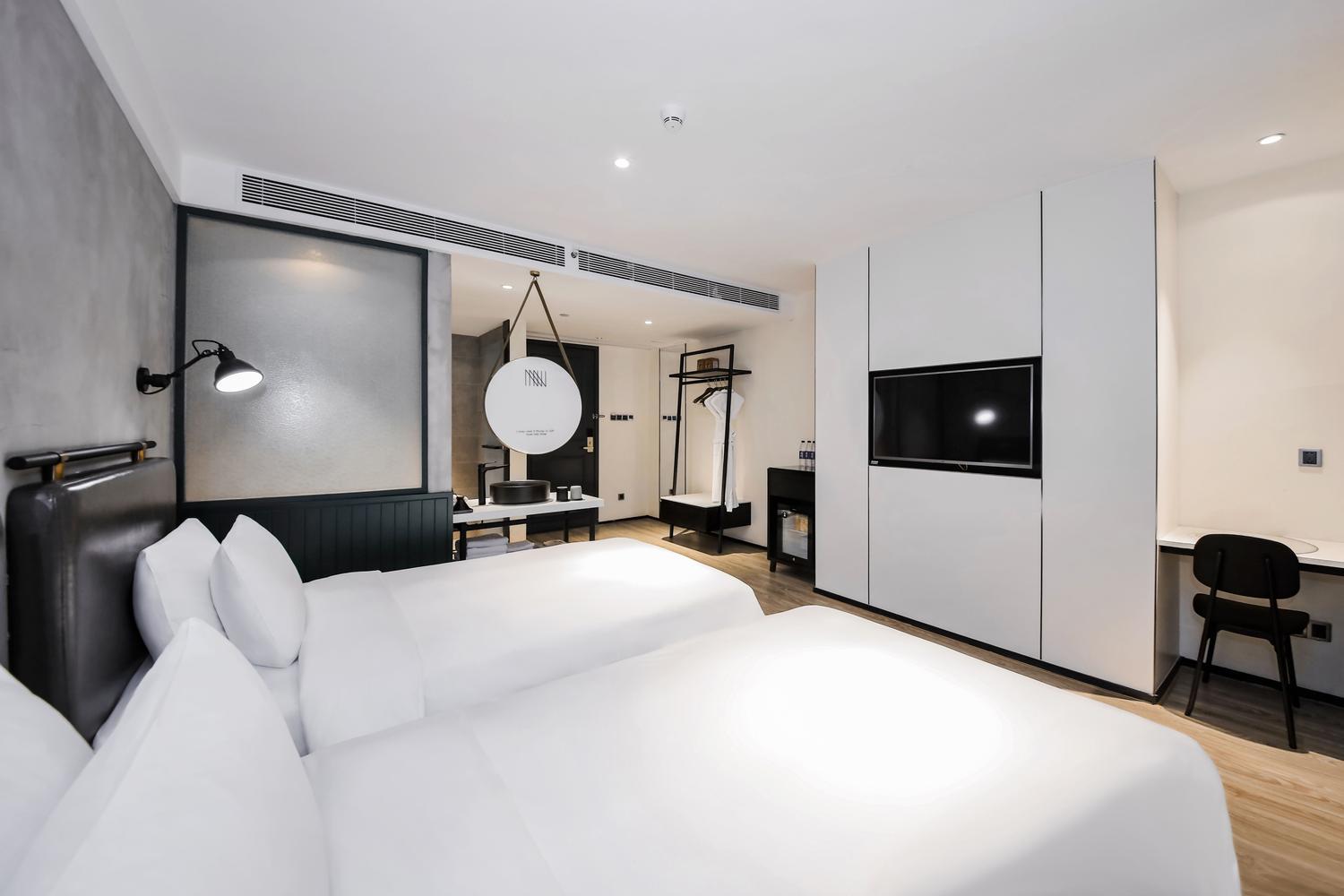 Vip, Deluxe, Twin Beds
