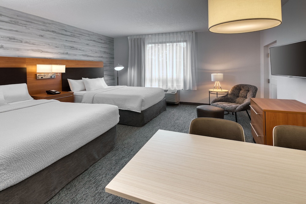 Towneplace Suites Belleville 10/50