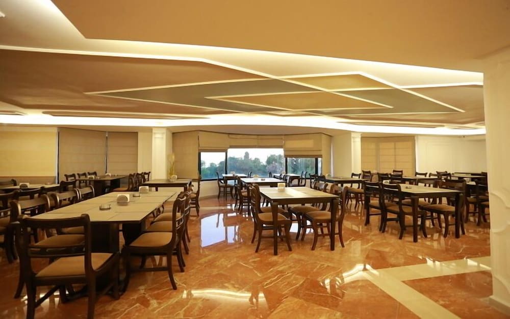 Nine Seven Hotel Jounieh 18/20