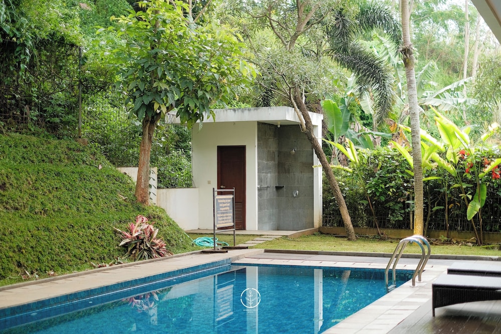 Permai Villa Dago with Pool 42/50