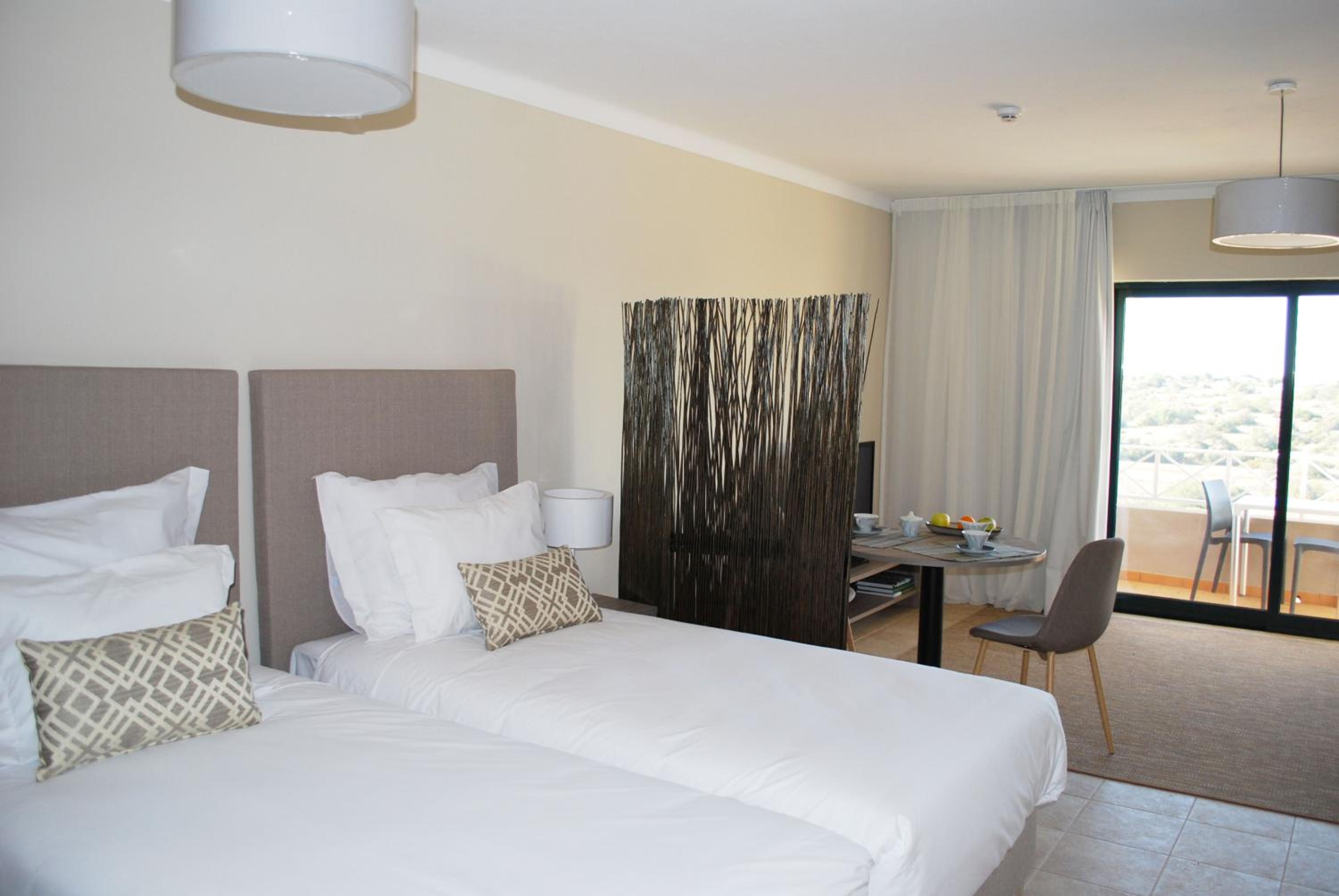 Room at Pestana Gramacho Residences, LAGOA