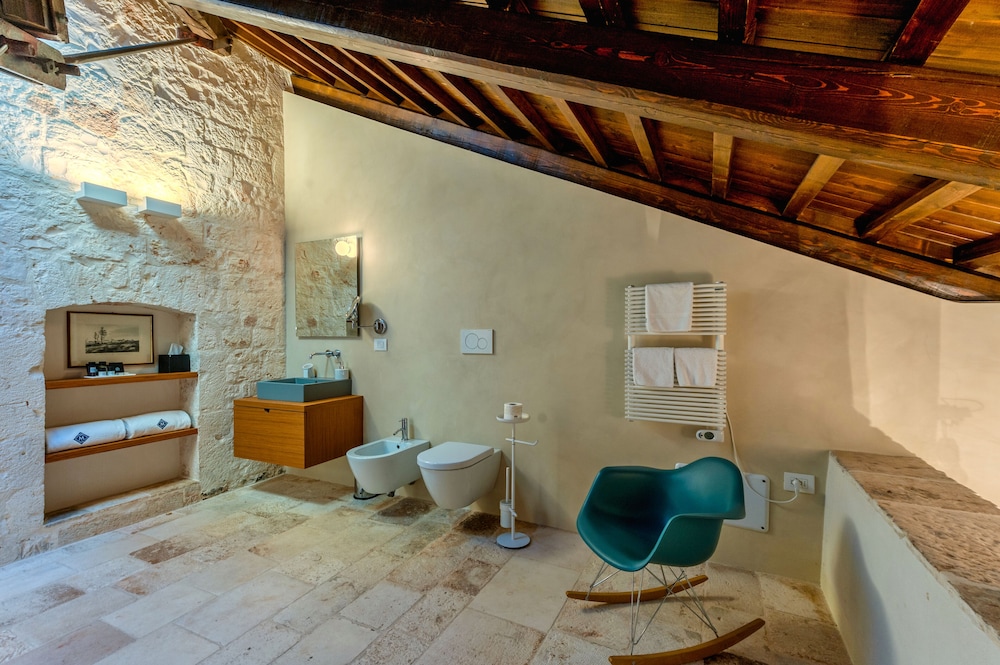 Mazzarelli Creative Resort 34/64