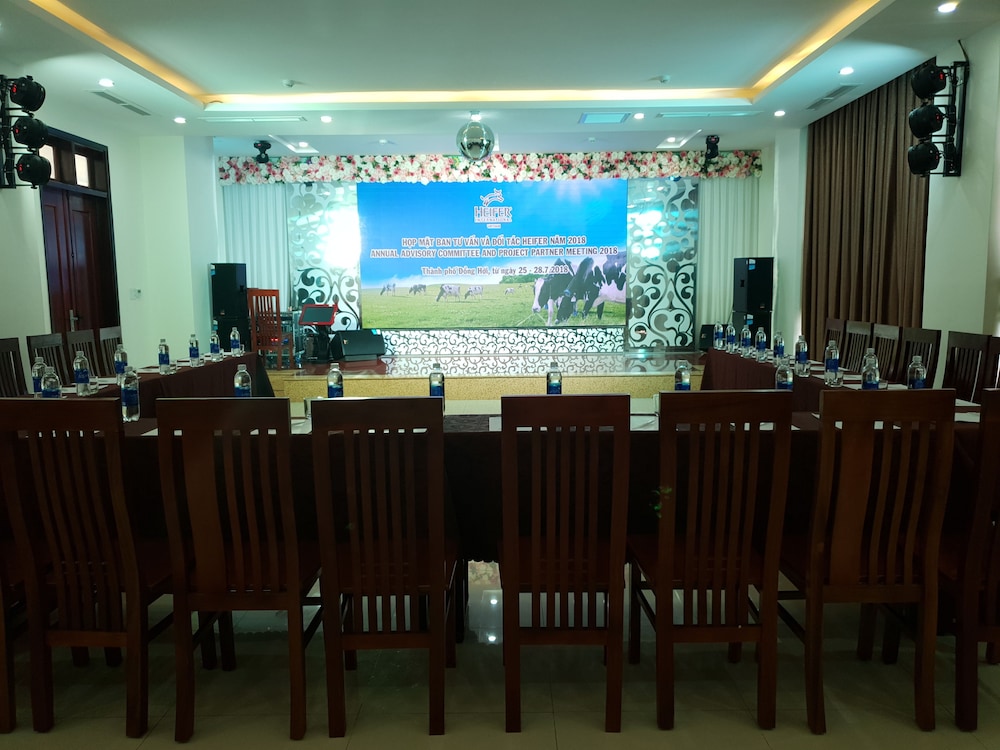 Phu Cuong Beach Hotel 53/69