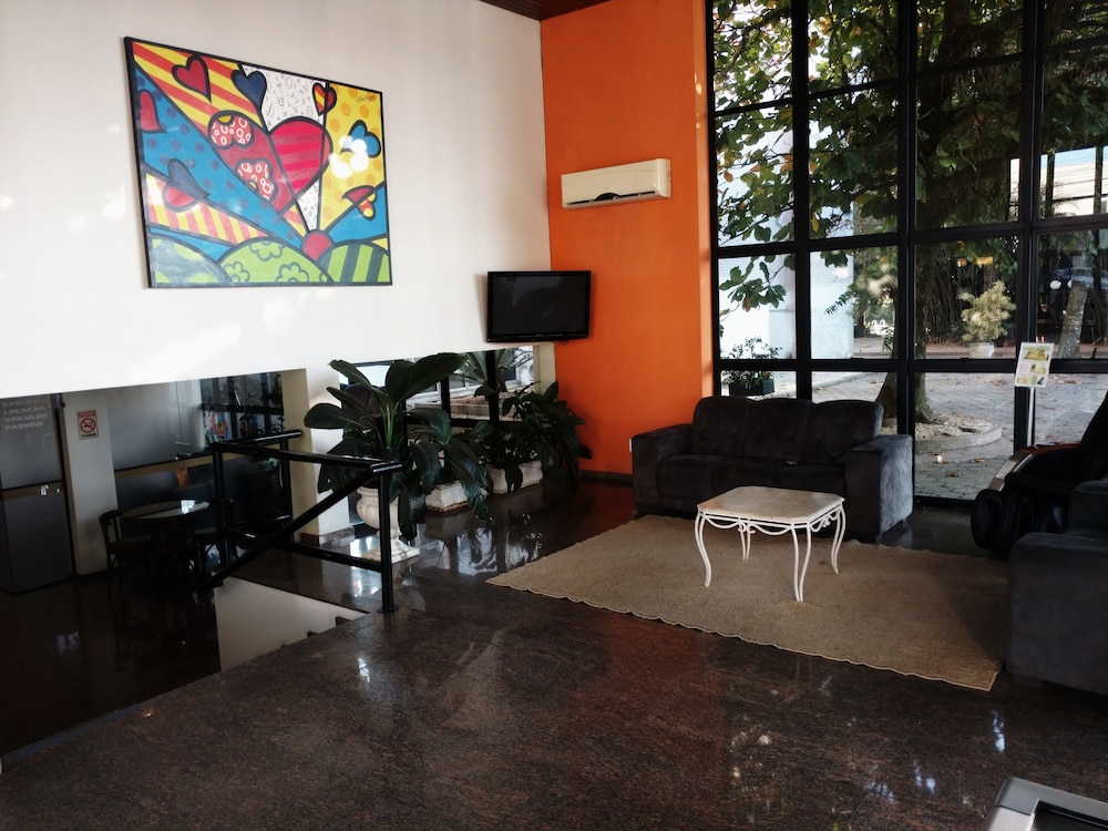 Brisamar Suite Hotel 51/65