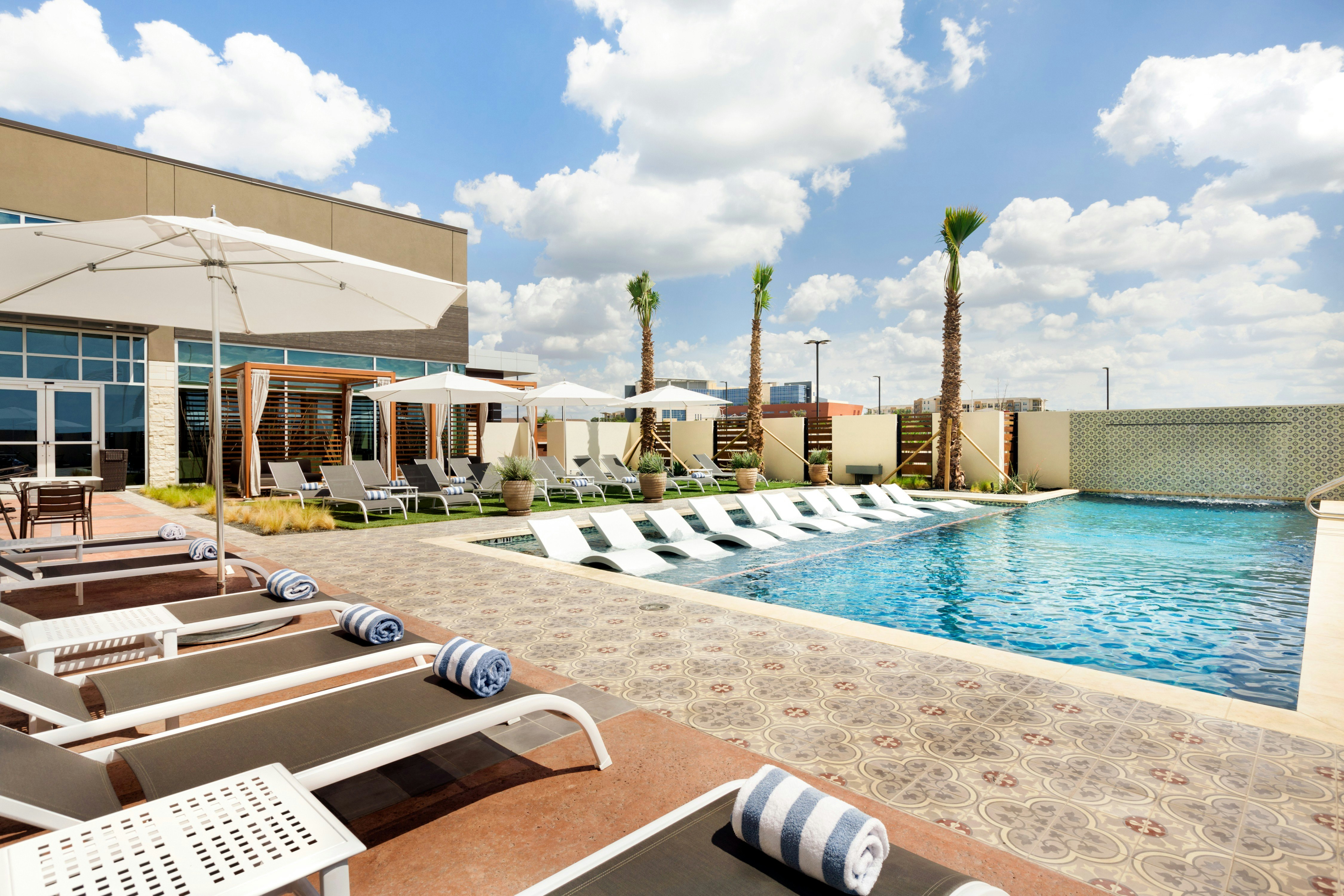 Embassy Suites by Hilton San Antonio Landmark 57/57