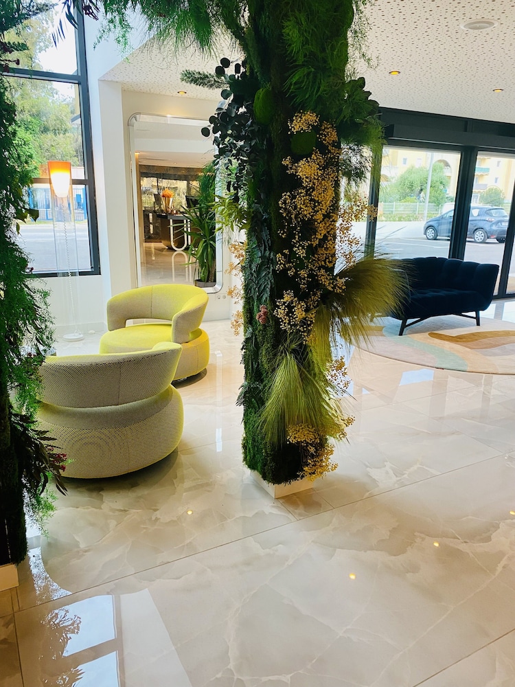 Calvi Hotel 22/65