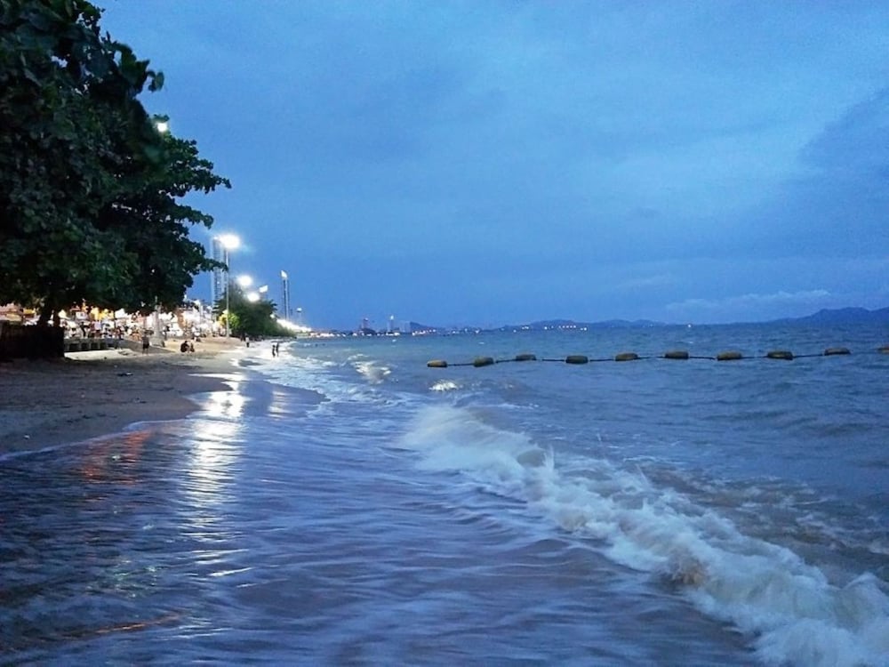 Inn Residence Serviced Suites Pattaya 64/67