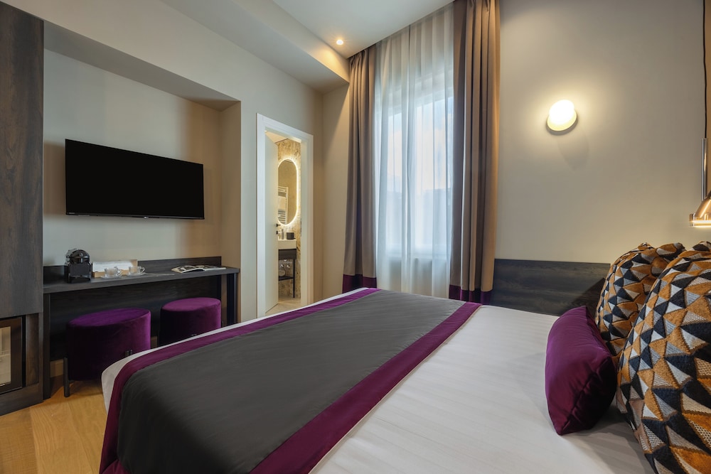 Rental In Rome Pinciana Deluxe 16/22