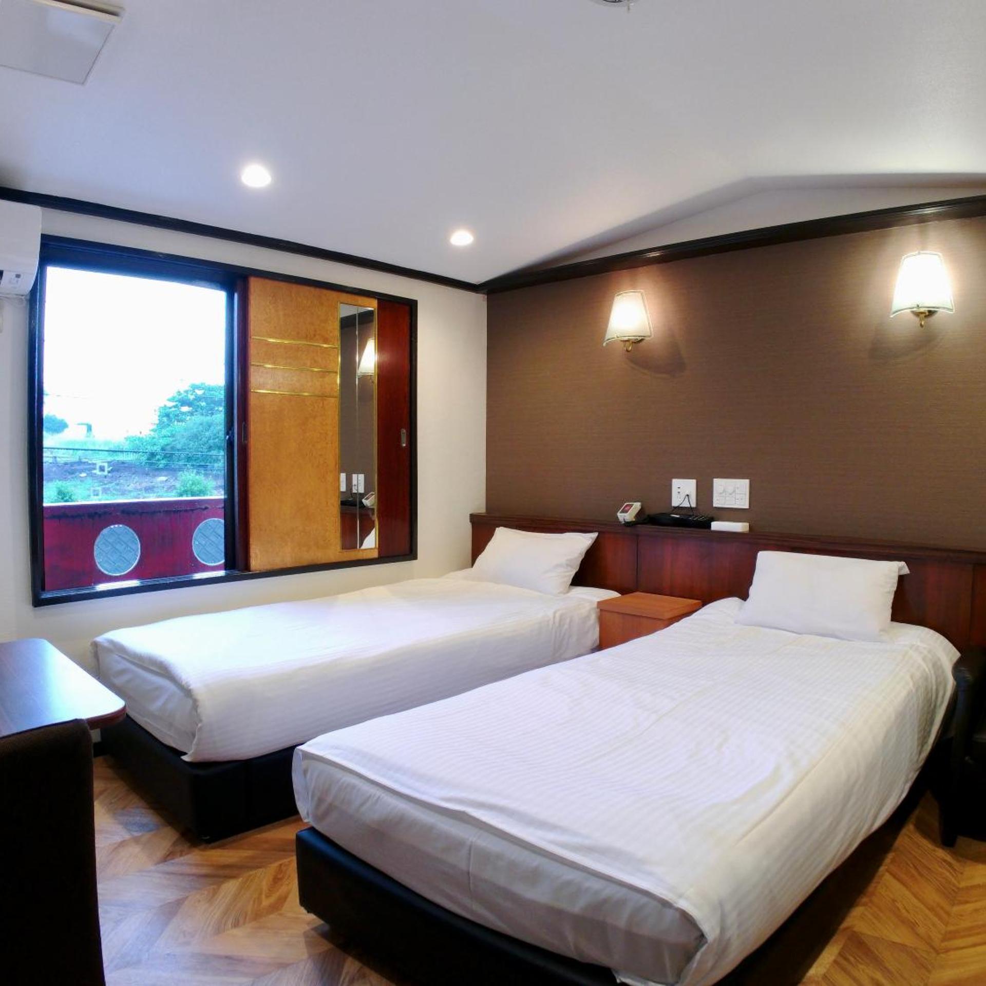 غرفة قياسية بسريرين منفصلين، HOTEL LEX Numazu (Adult Only) 2/5