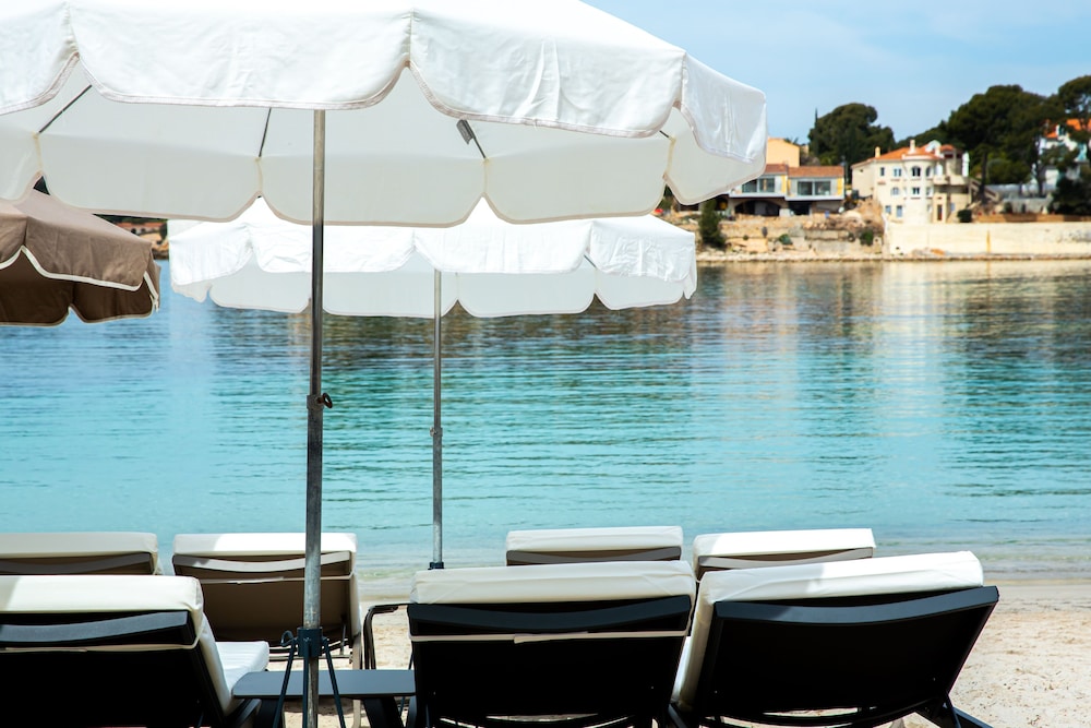 Thalazur Bandol Ile Rousse Hotel 60/71