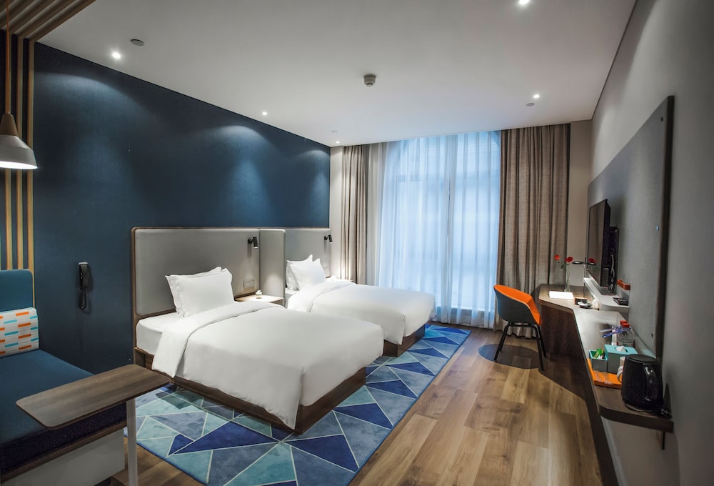 Standard, Twin Beds, Garden View