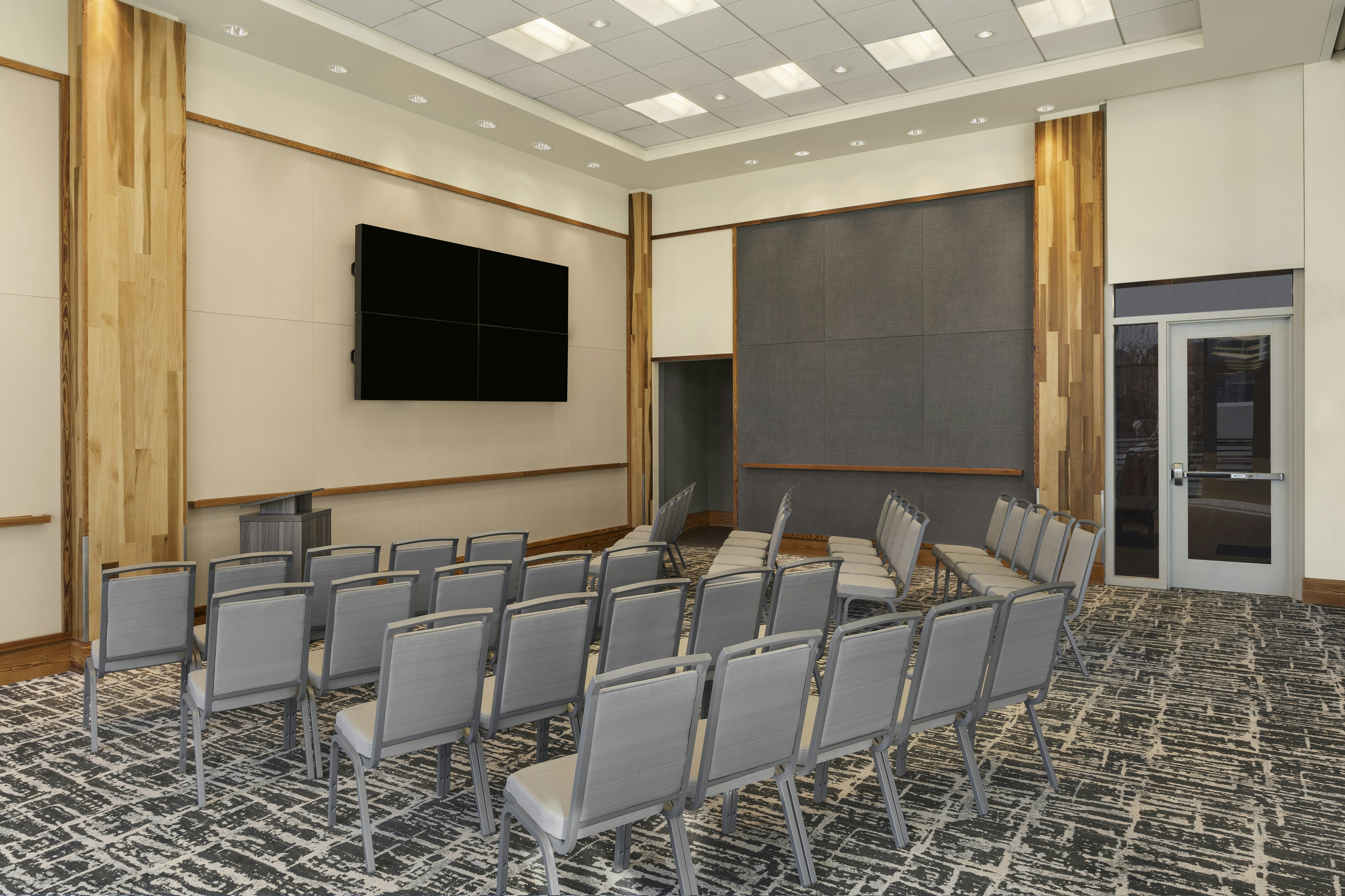 Homewood Suites by Hilton University City Philadelphia PA 20/26