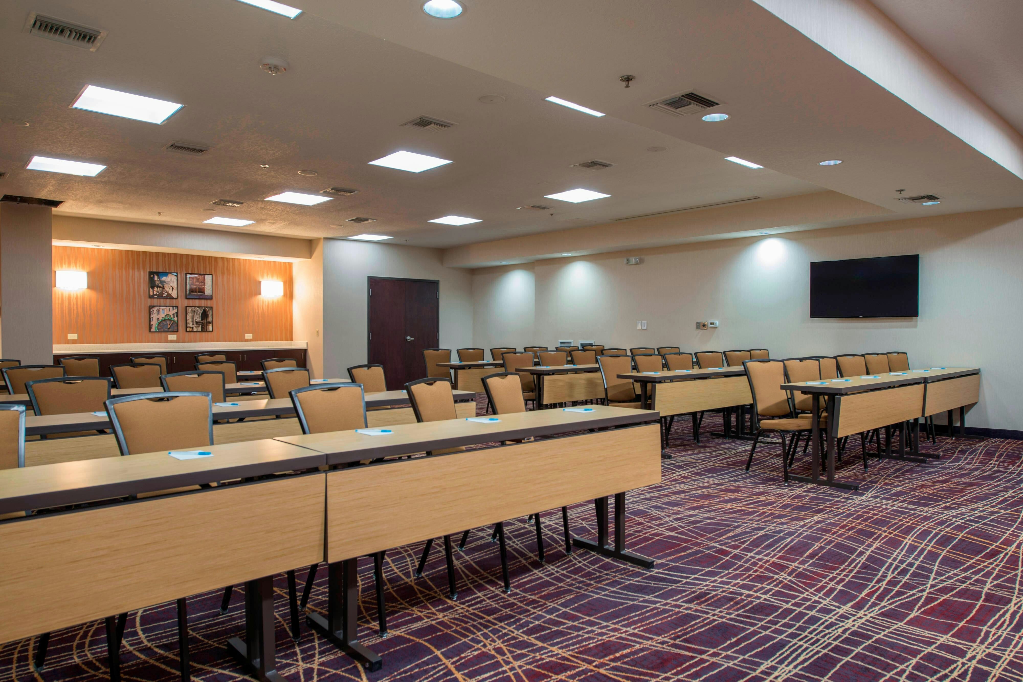 Springhill Suites San Antonio Downtown Riverwalk Area 7/11