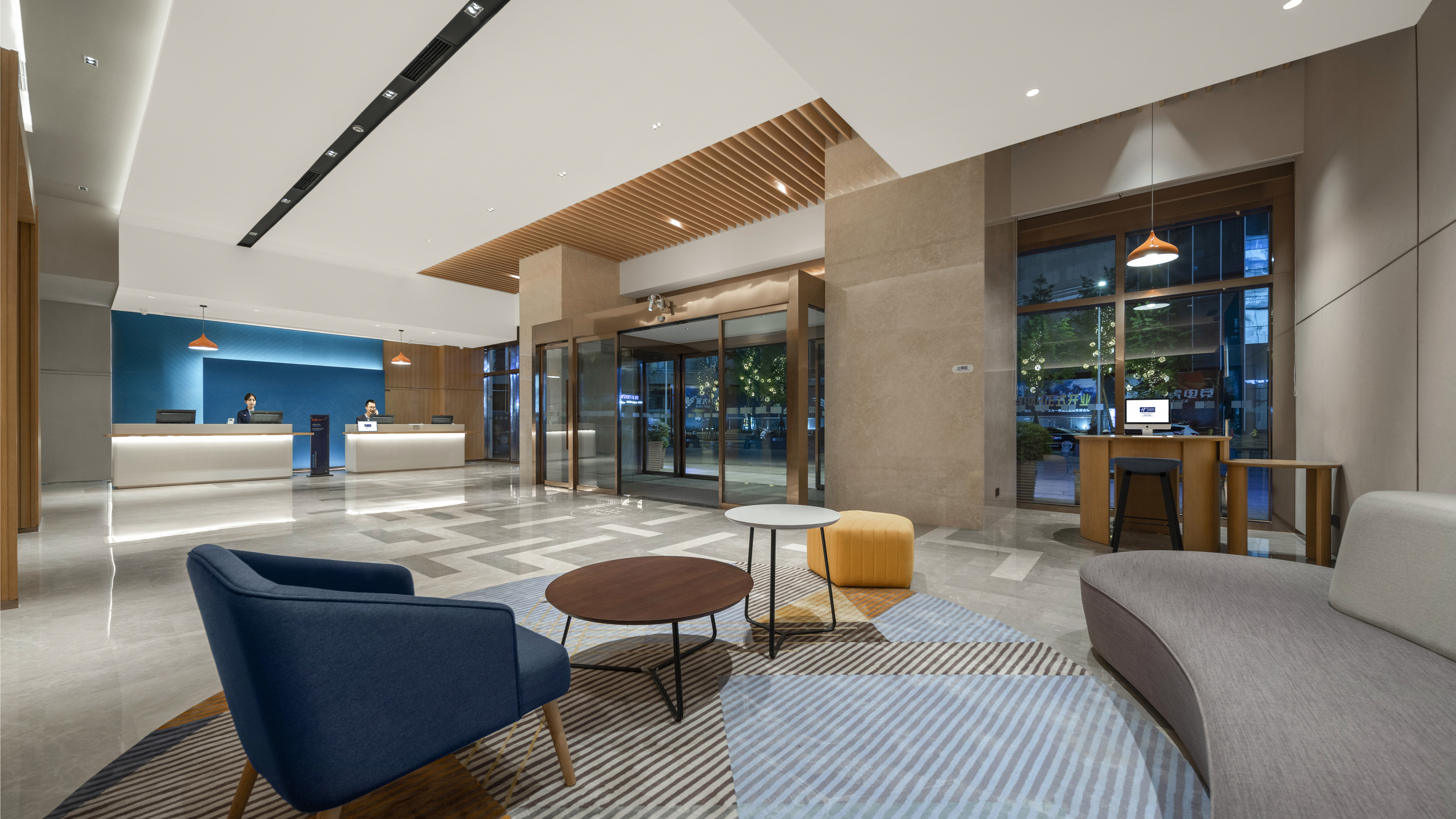 Holiday Inn Express Meishan Dongpo 30/52